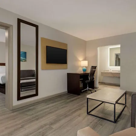 Hotel Baymont By Wyndham Emporia Va